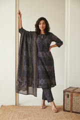 Black geometric Suit set