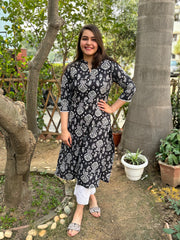 Black Kantha ikkat print kurta