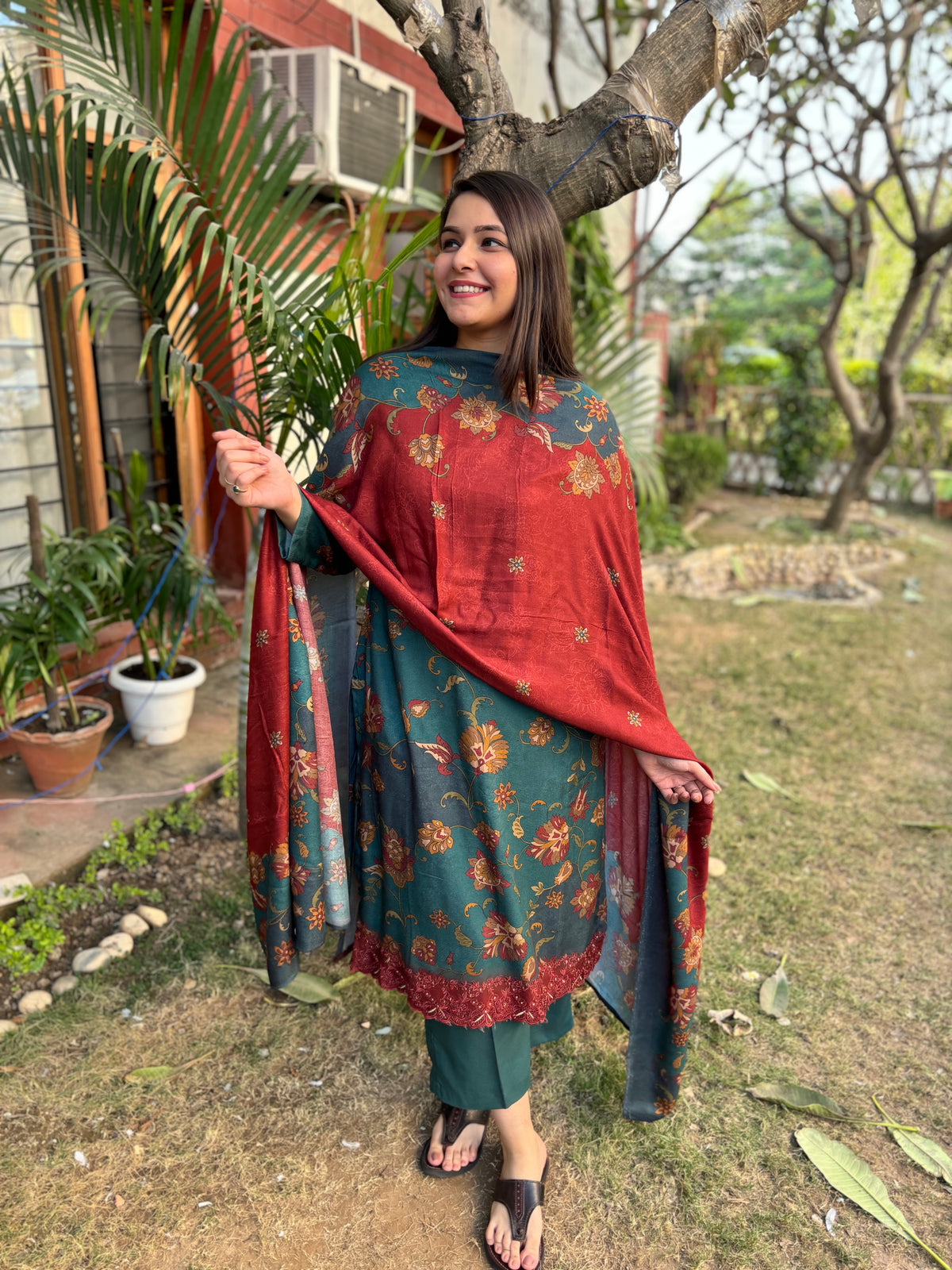 Peacock Floral Spun suit set