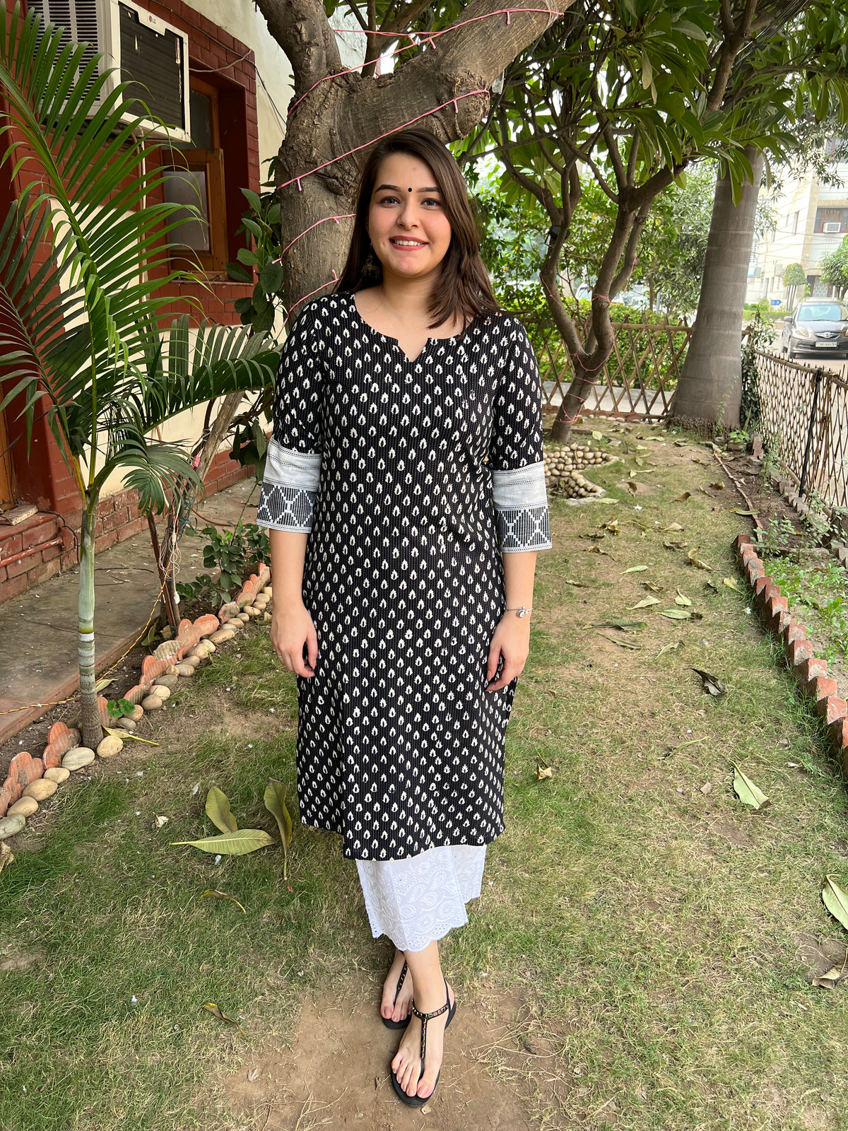Black kantha buti kurta