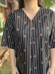 Black Small flower Cotton free flow top - MYSANSKRITAM