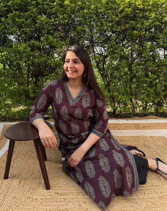 Wine kashish V neck kurta