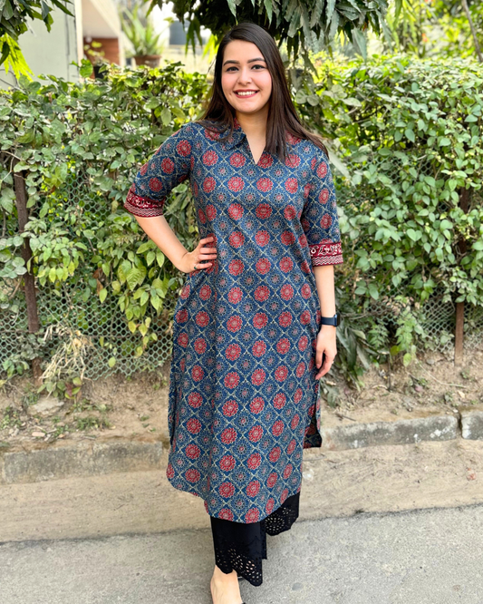 Indigo geometric collar kurta with pocket