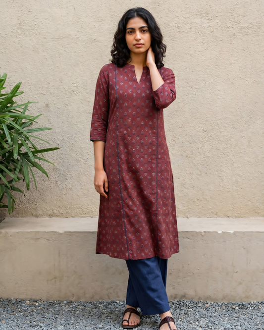 Maroon choti buti aline kurta