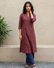 Maroon choti buti aline kurta