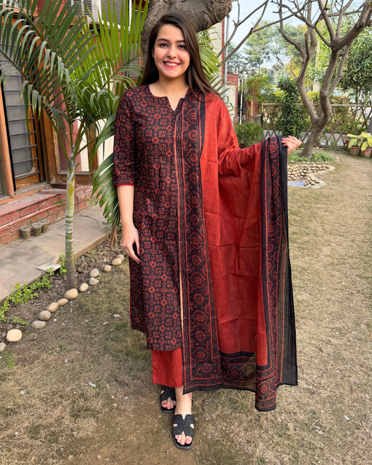 Maroon black geometric full suit set