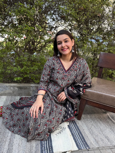 Black Overall Printed Aline Full Suit Set