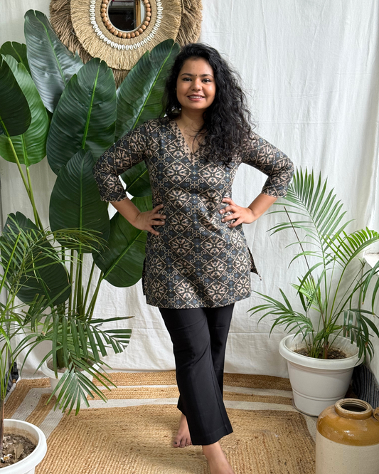 black designer short kurti