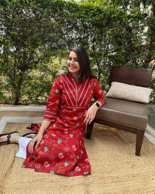 Sanganeri red floral yoke kurta