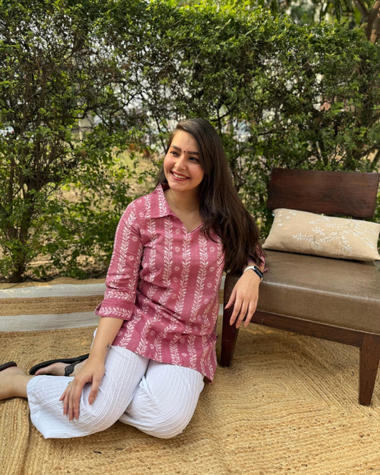 Pink kantha collar neck kurta