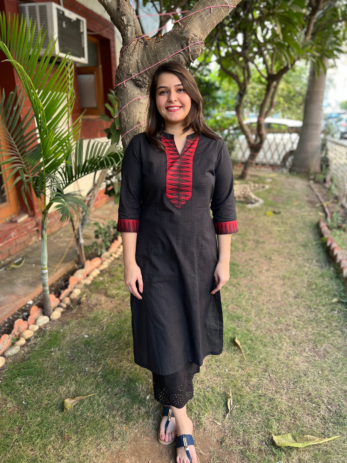 Black Office Wear Border Kurta - MYSANSKRITAM