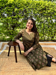 Mehendi green sanganeri yoke kurta