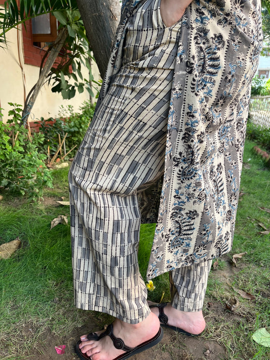 Grey Geometric Kalamkari Palazzo - MYSANSKRITAM