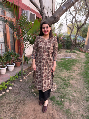 Ruhani Brown Rose Handblock Kurta