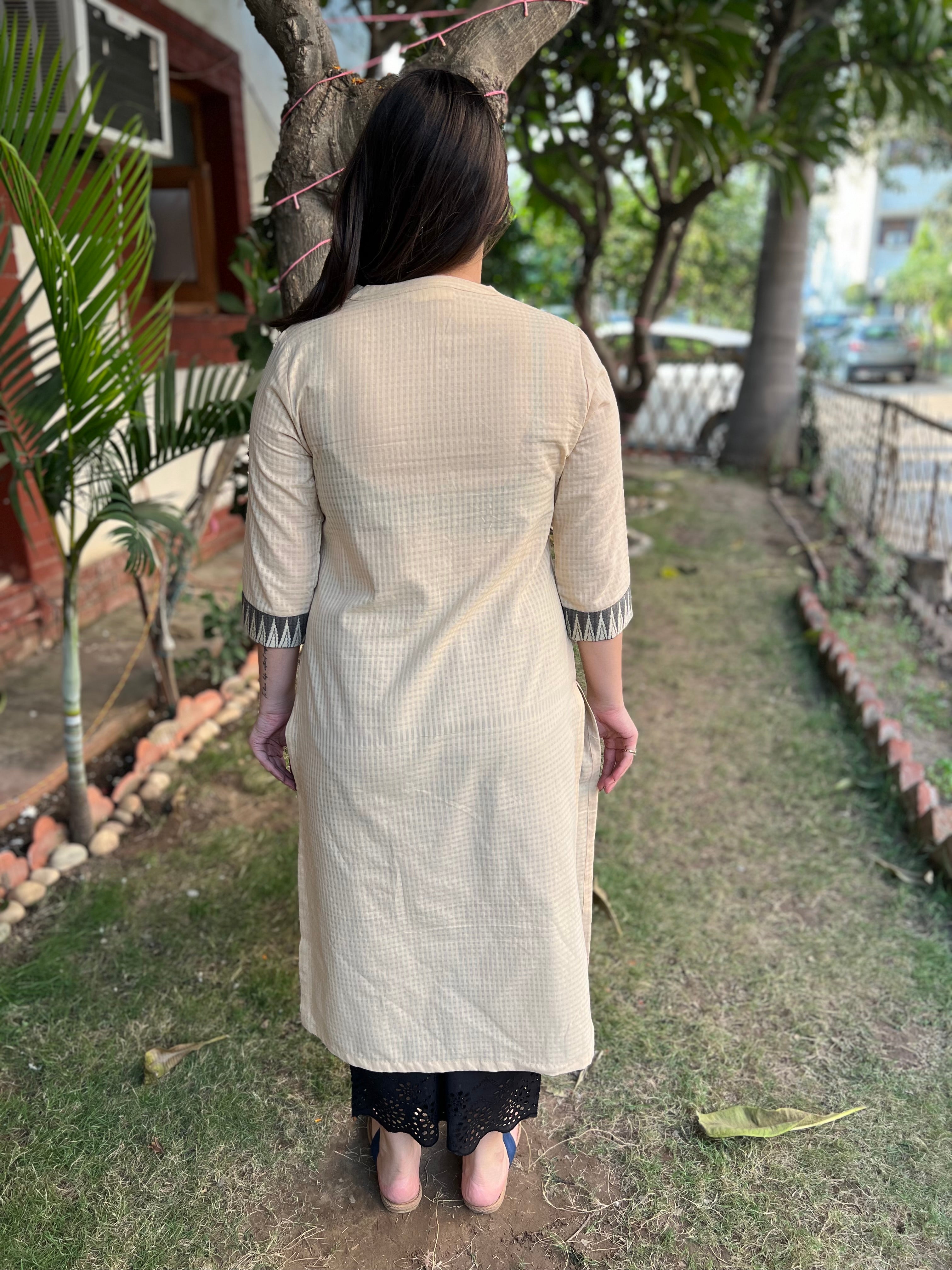 Cream Office Wear Border Kurta - MYSANSKRITAM