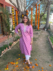 Lavender Border kurta