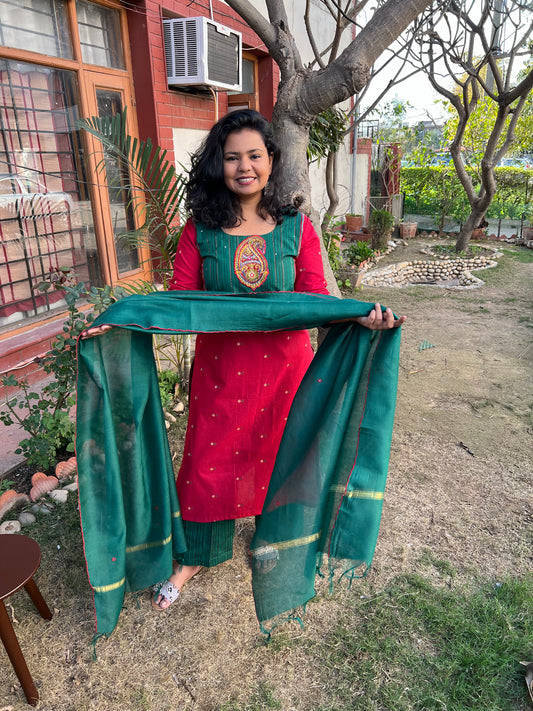 Red Buti Suit Set With Embroidered Ambi Yoke On Neck