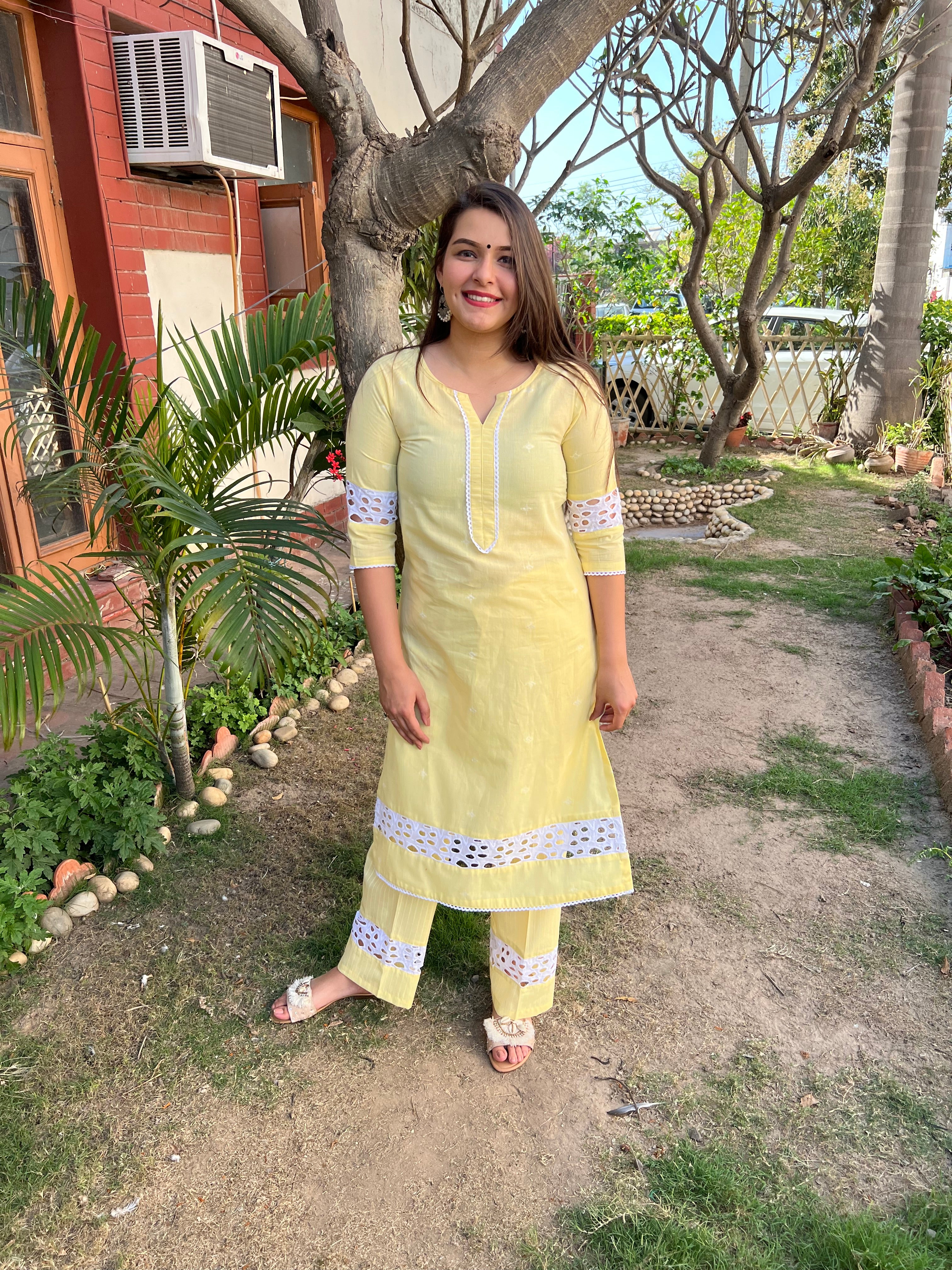 Lemon Chikan Lace Kurta - MYSANSKRITAM