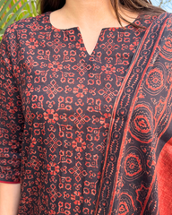 Maroon black geometric full suit set