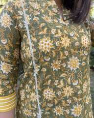 Mehendi floral handblock kurta