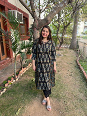 Mehendi black mix match kali kurta