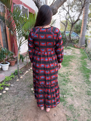 Black Circle Dress from the back by MySanskritam
