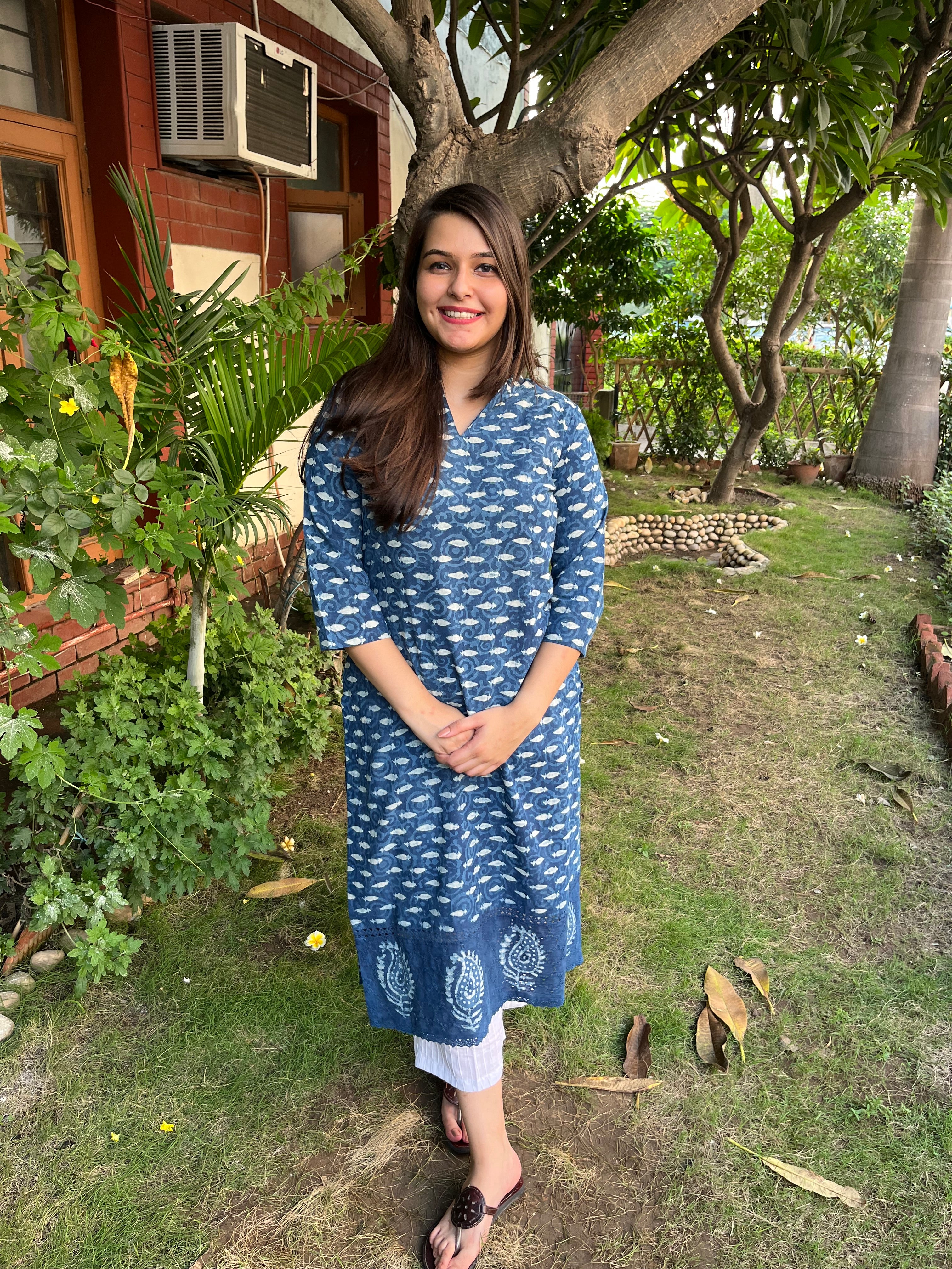 Indigo Buti kurta with Chikan border - MYSANSKRITAM