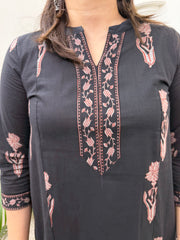Black Big rose Aline kruta
