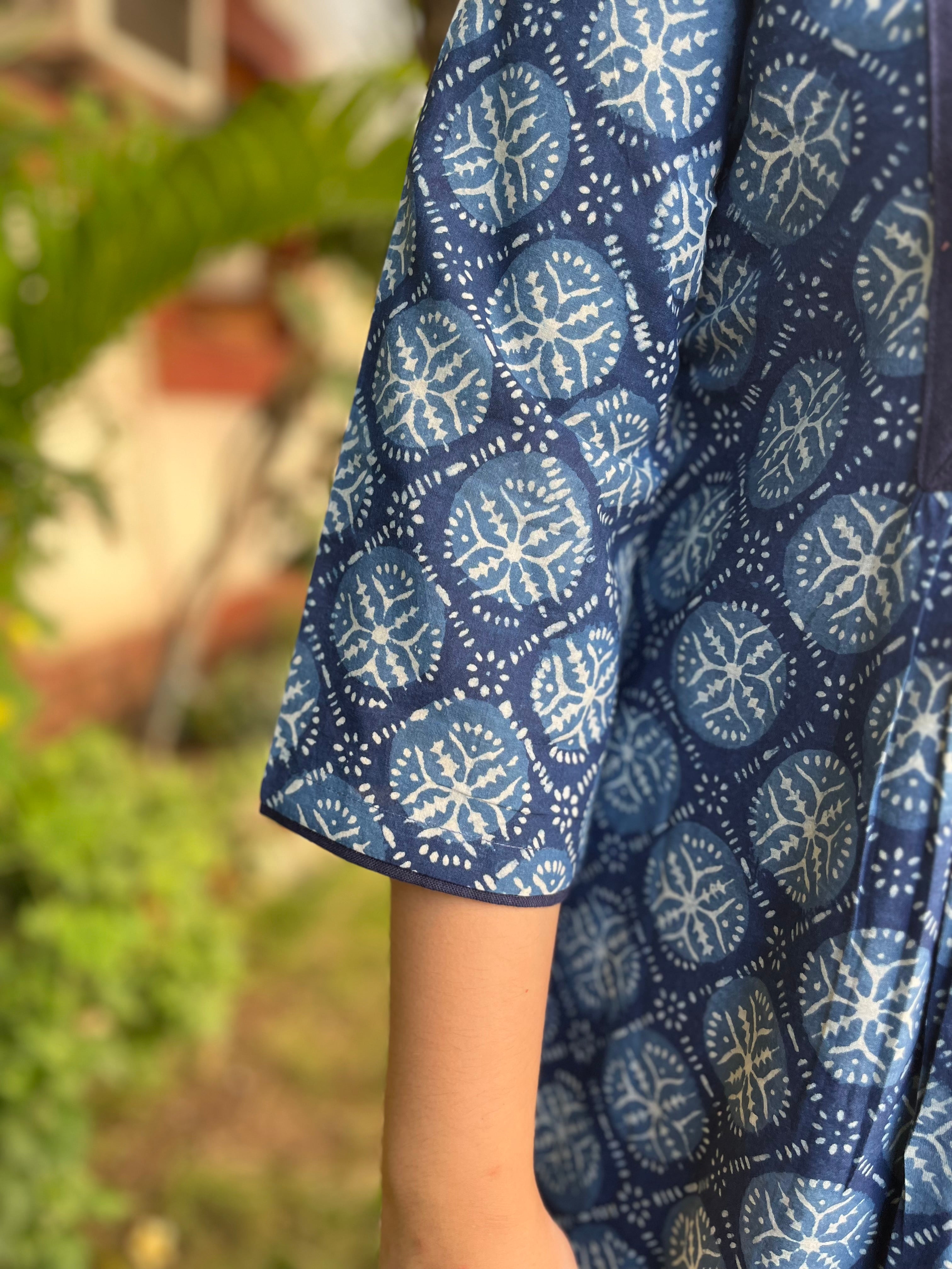 Indigo Geometric gather kurti - MYSANSKRITAM