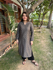 Grey Black geometric woollen kurta