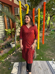 Maroon lotus kurta