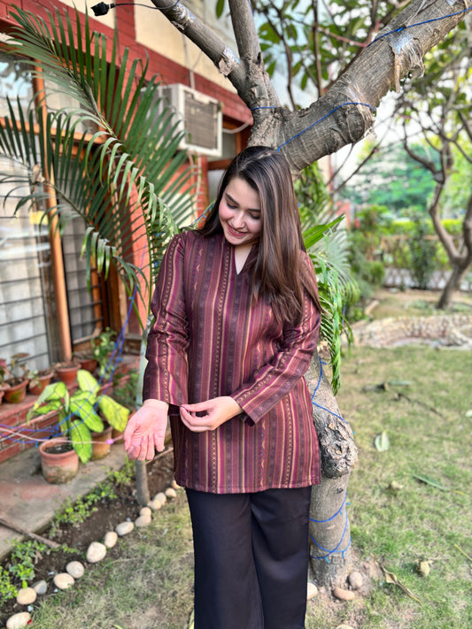 Multi line woollen short kurti