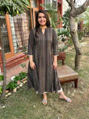 Brown bindi A-line kurta with pocket