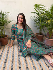 Green Floral Lacework Suit Set