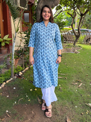 Blue Floral Kurta by Sanskritam