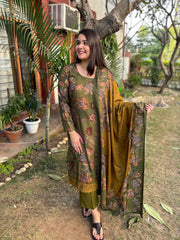Mehendi green Floral Spun suit set