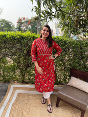 Sanganeri red floral yoke kurta