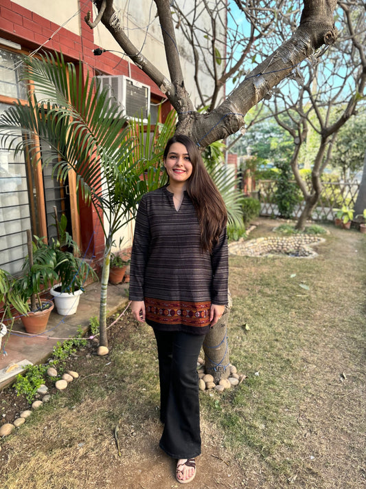 Grey black Kullu border woollen short kurti