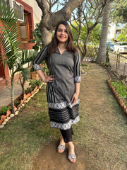 Black Straight Collor Kurta