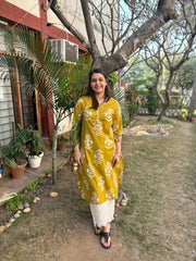 Neon green floral kurta with kodhi