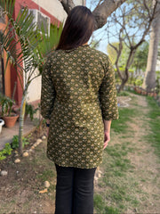 Mehendi green Sanganeri pintucks top