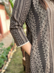 Brown bindi A-line kurta with pocket