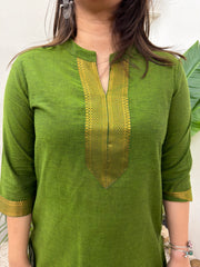 Parrot green Narayanpeth border kurti