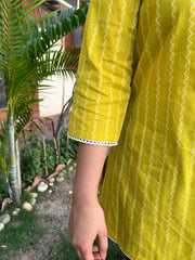 Mustard Yellow lines kurti - MYSANSKRITAM