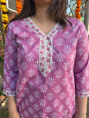 Lavender Border kurta