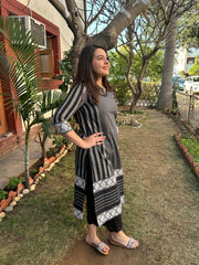 Black Straight Collor Kurta