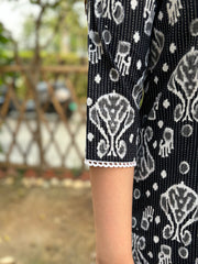 Black Kantha ikkat print kurta