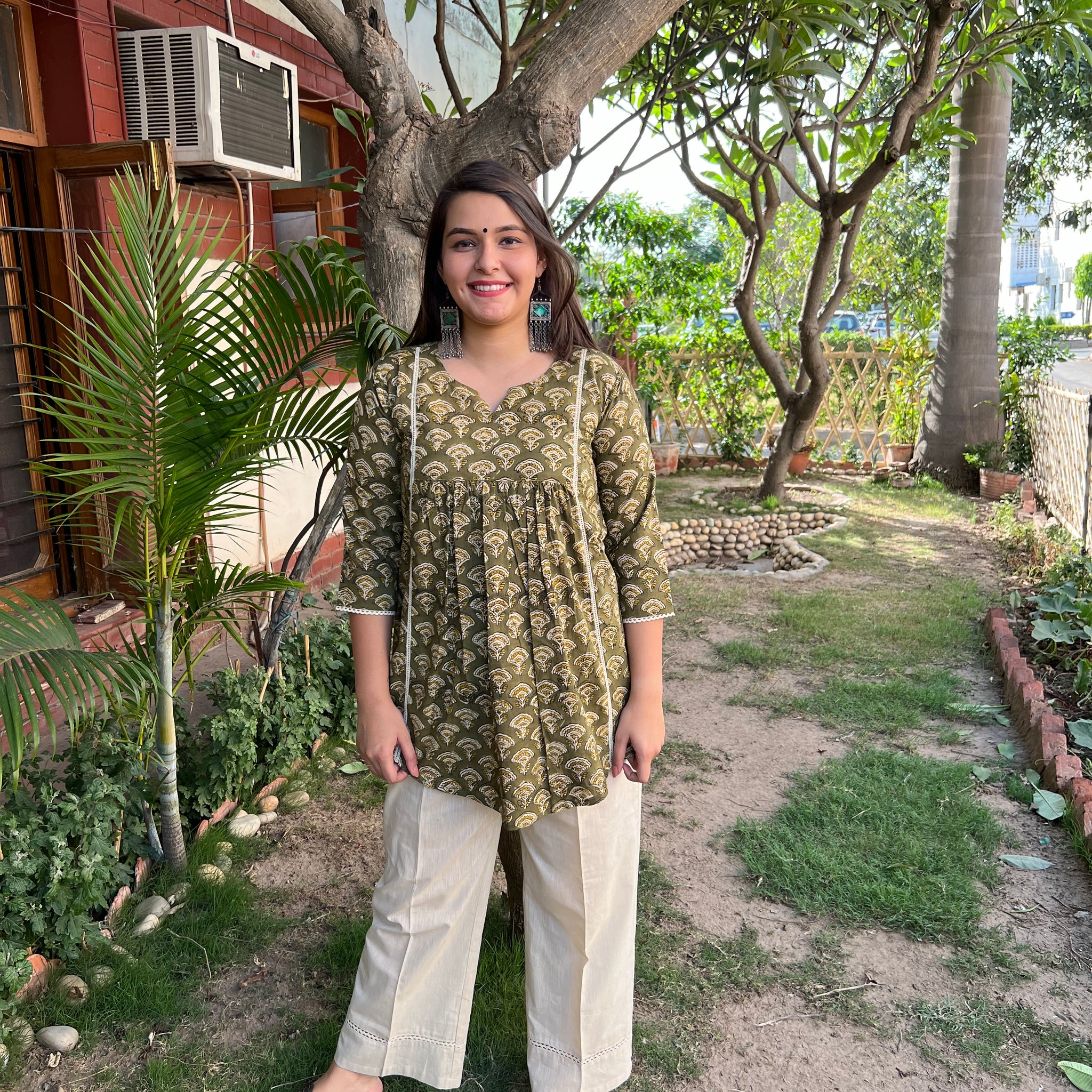 short chikankari kurtis