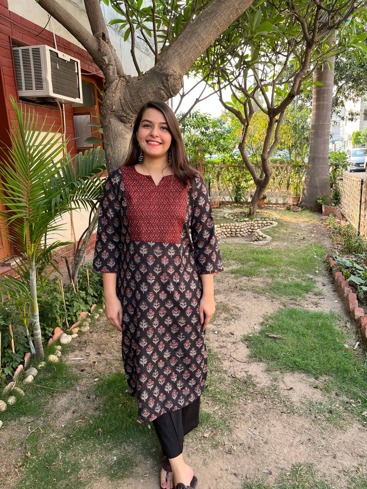 Black Grey Yoke sanganeri kurta - MYSANSKRITAM