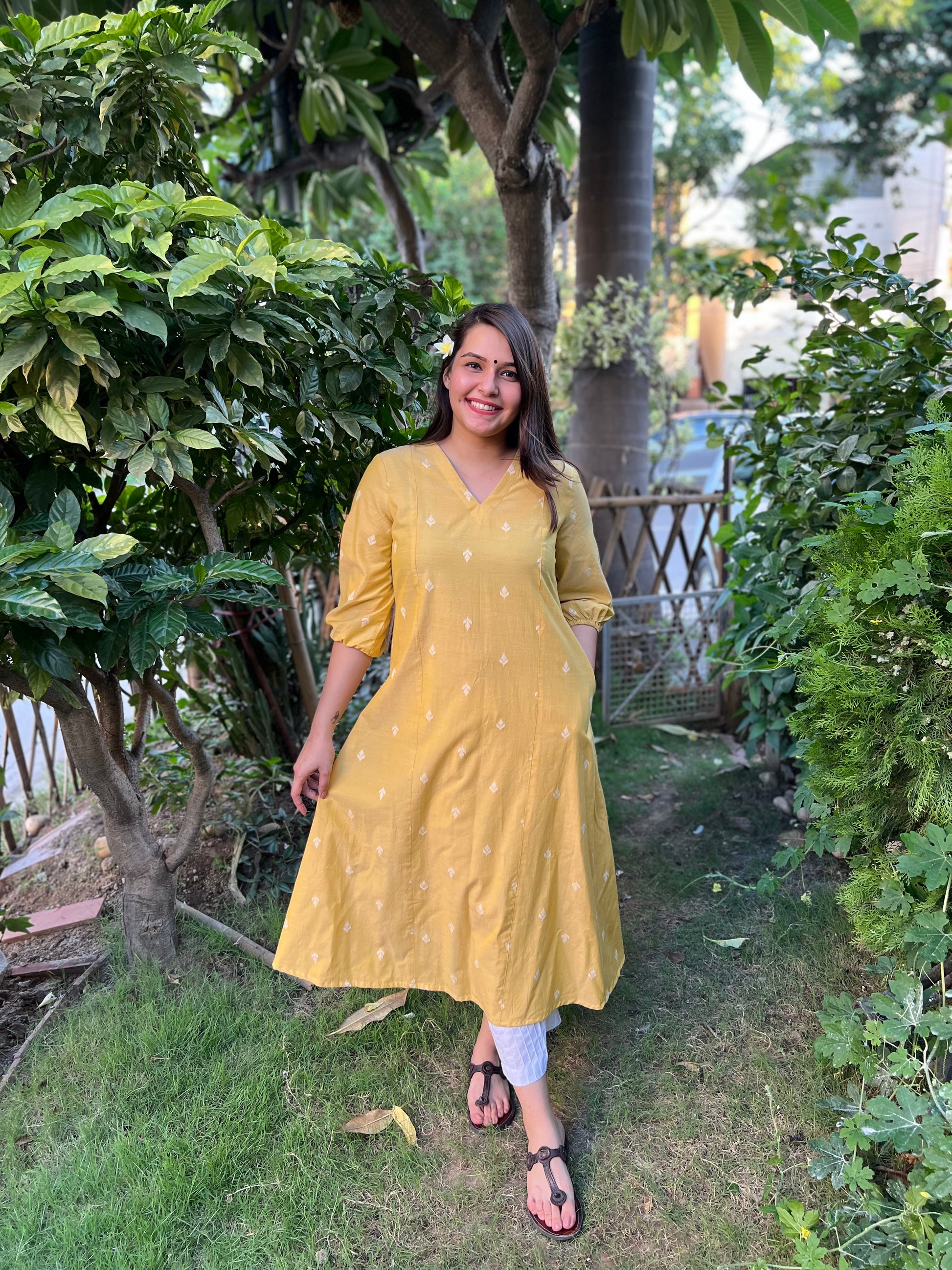 Lemon Buti Basic Kurta - MYSANSKRITAM